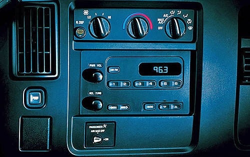 2007 GMC Savana Cargo interior CC