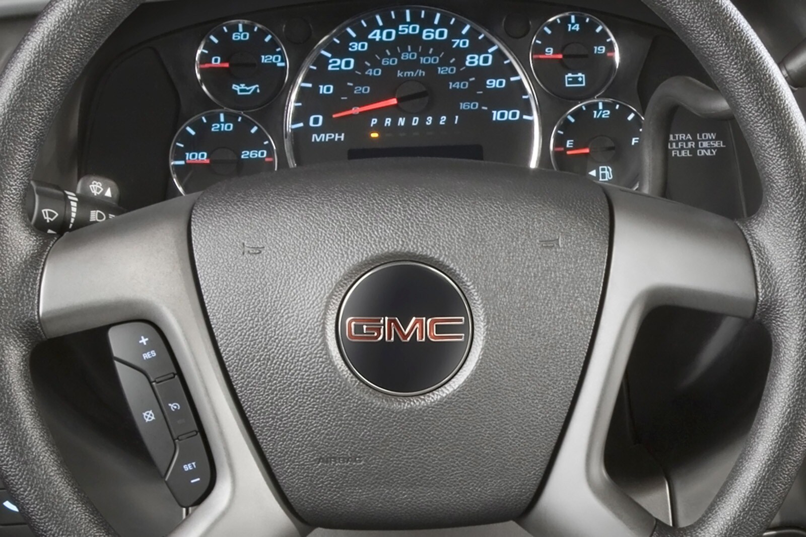 2016 GMC Savana front safety G