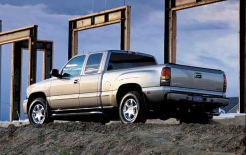 2002 GMC Sierra 1500 4dr Extended Cab Denali 4WD SB