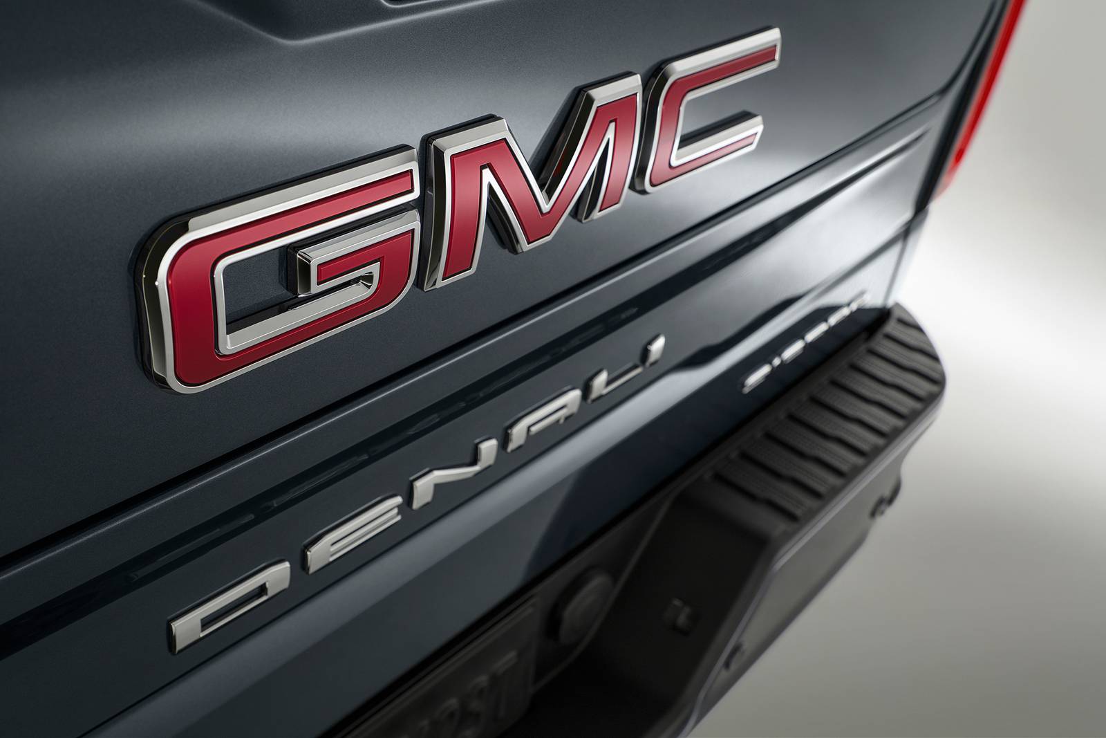 2019 Gmc Sierra exterior RBDG