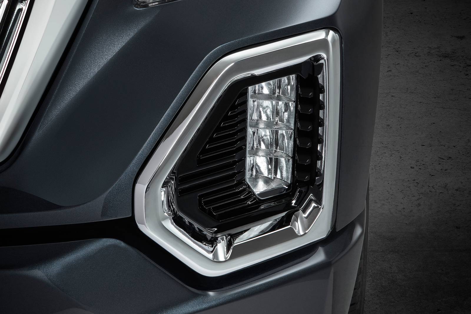 2020 Gmc Sierra exterior FOG