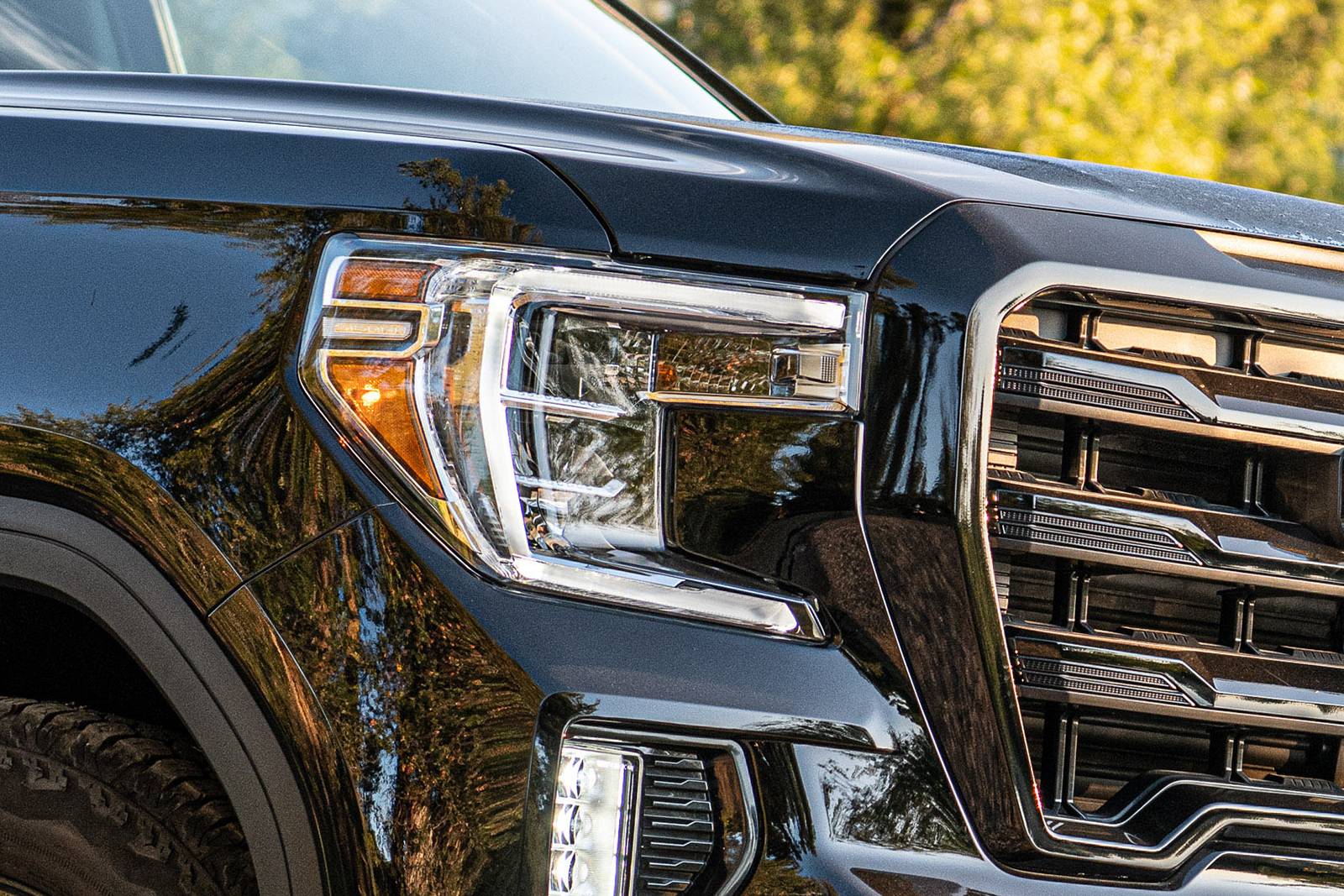 2020 Gmc Sierra exterior EDETAIL