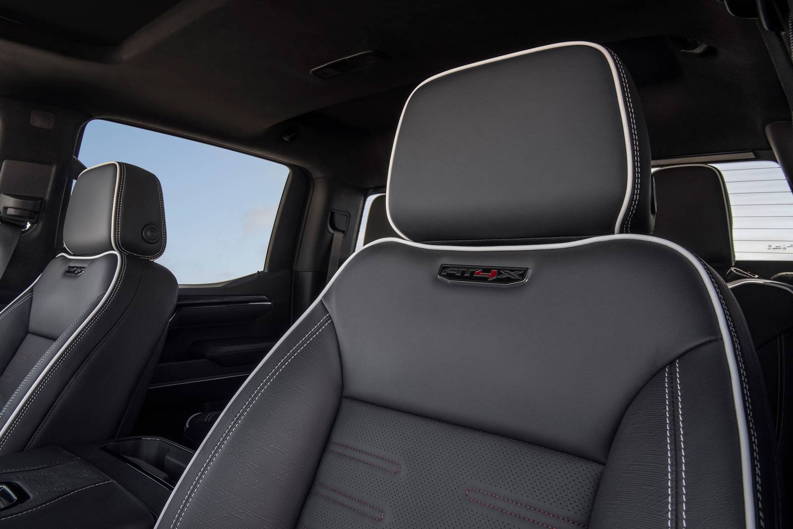 2024 Gmc Sierra interior DETAIL