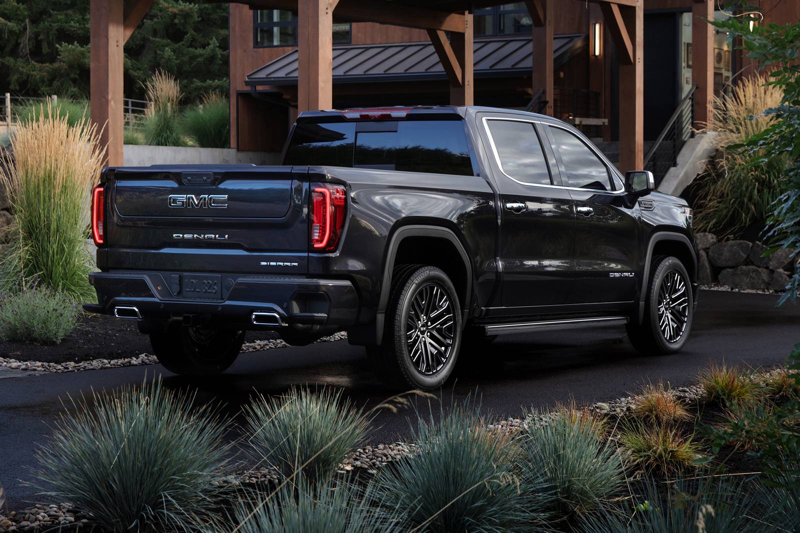 2024 Gmc Sierra exterior F