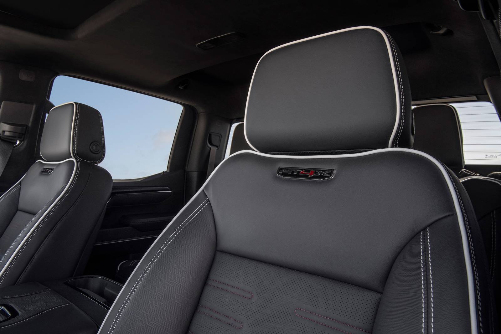 2025 GMC Sierra 1500 front safety DETAIL