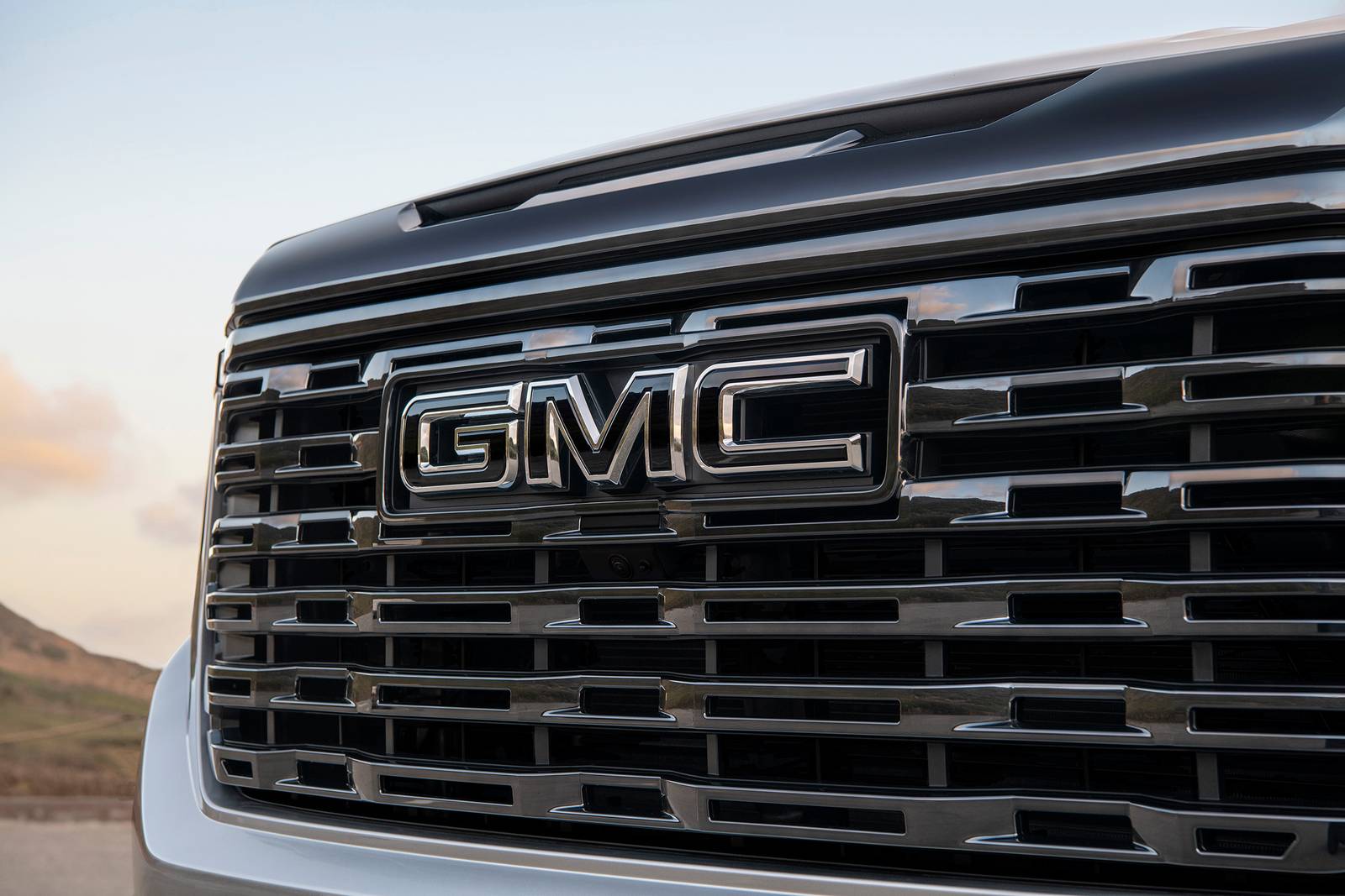 2025 Gmc Sierra exterior FBDG