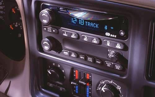 2003 GMC Sierra 2500 interior CC