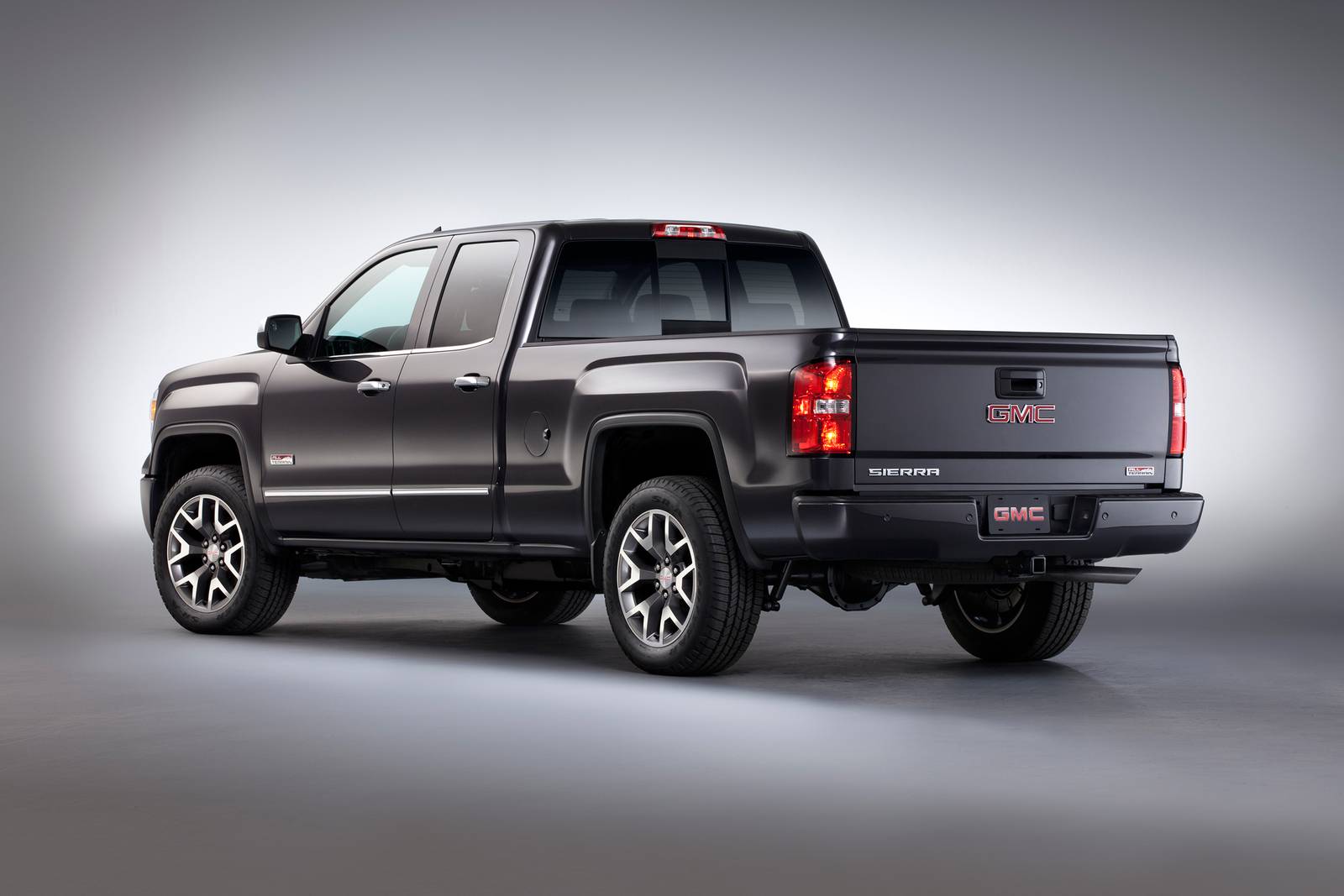 2018 GMC Sierra 2500HD exterior F