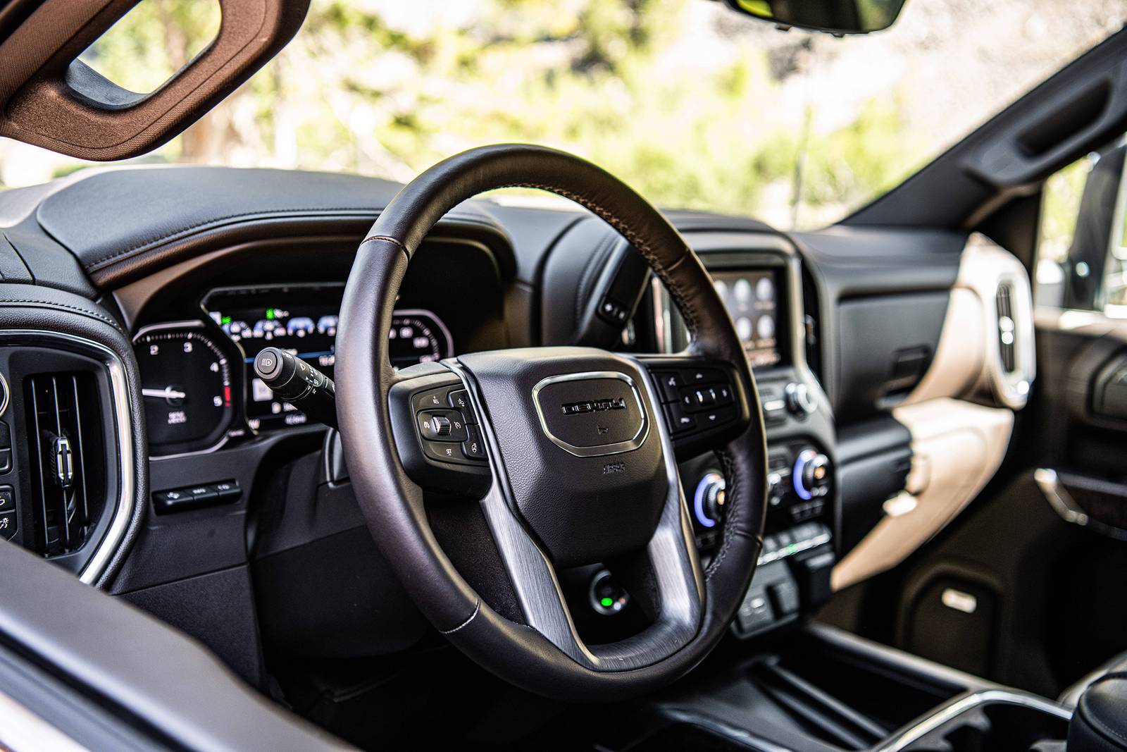 2023 Gmc Sierra interior SWD