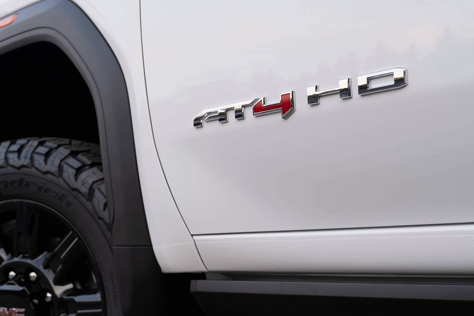 2024 Gmc Sierra exterior FBDG