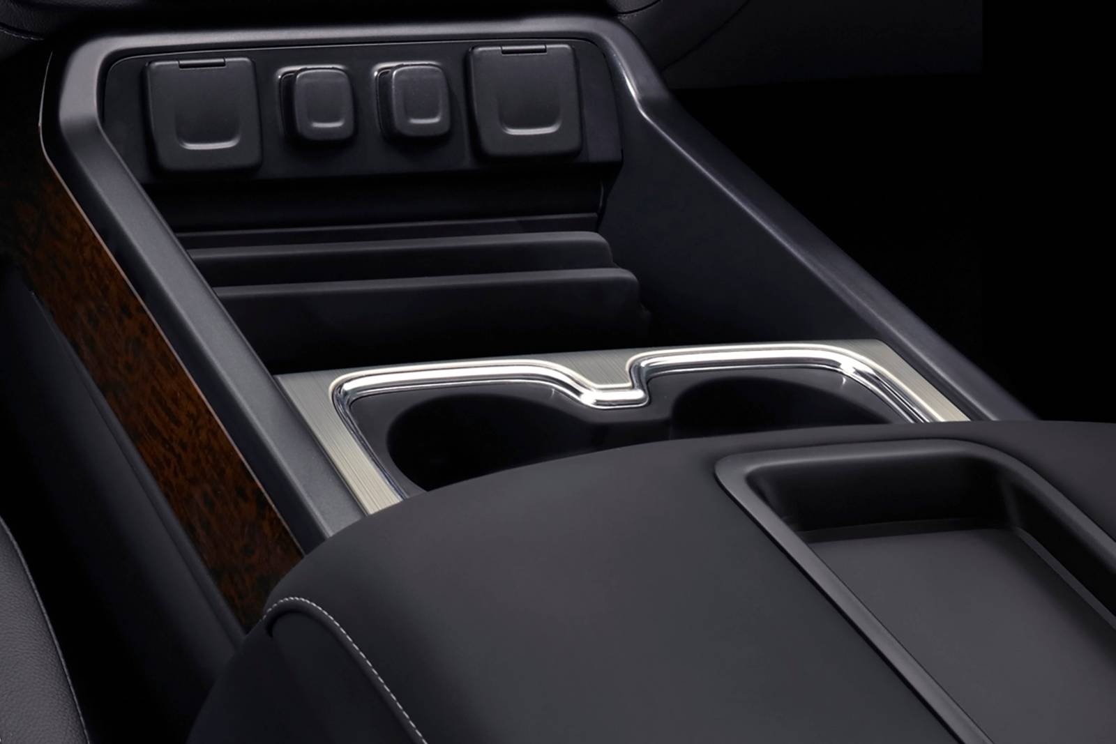 2017 GMC Sierra 3500HD interior CUP