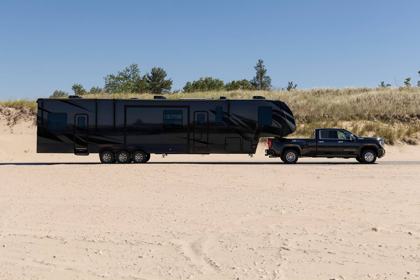 2024 Gmc Sierra exterior LIFE1