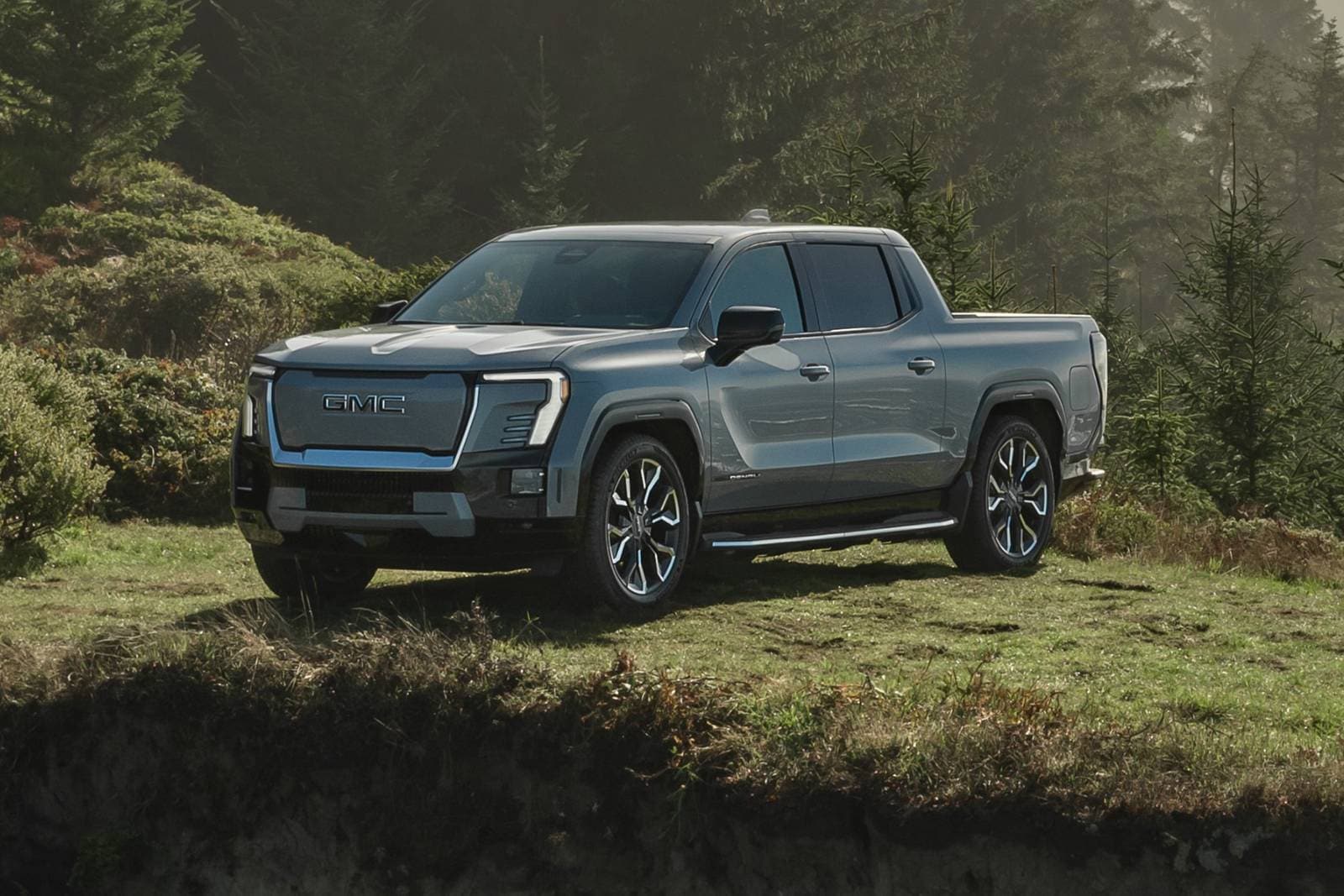 2025 Gmc Sierra exterior FQ