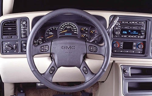 2003 GMC Yukon XL interior D