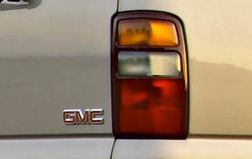 2006 GMC Yukon XL exterior FBDG