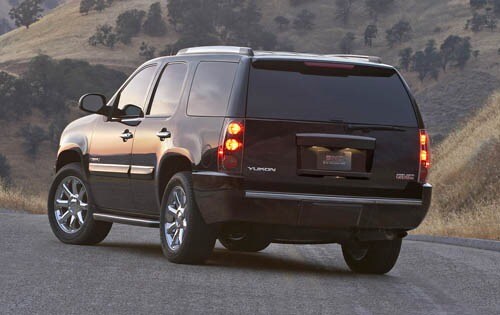 2007 GMC Yukon Denali 4dr SUV Shown
