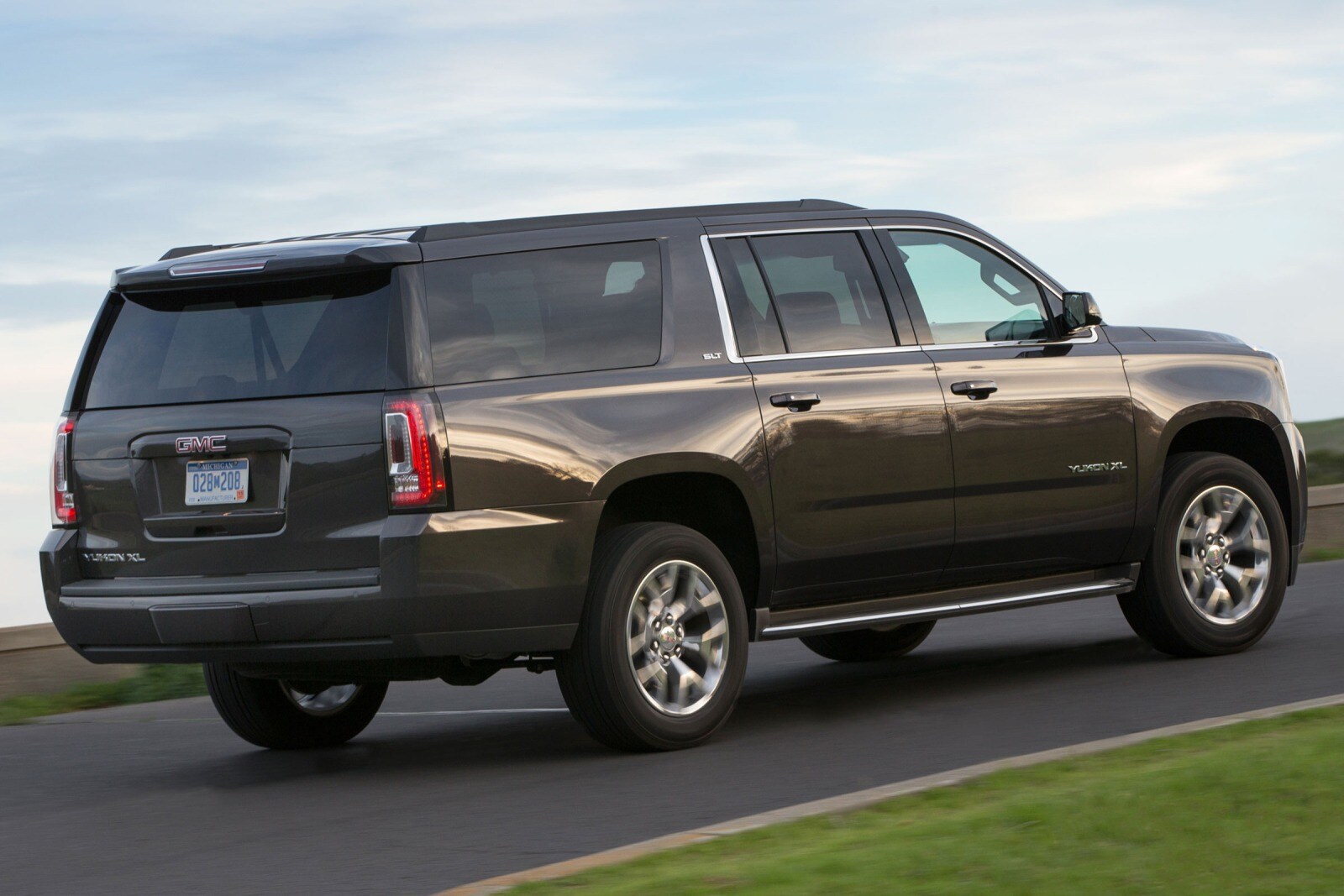 2016 Gmc Yukon exterior FQ