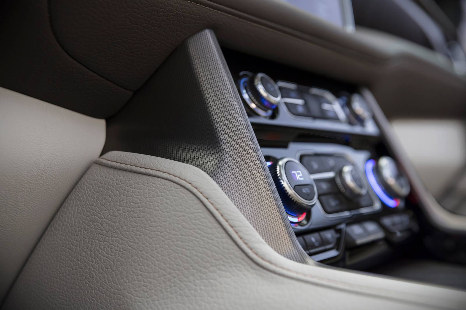 2021 Gmc Yukon interior DETAIL