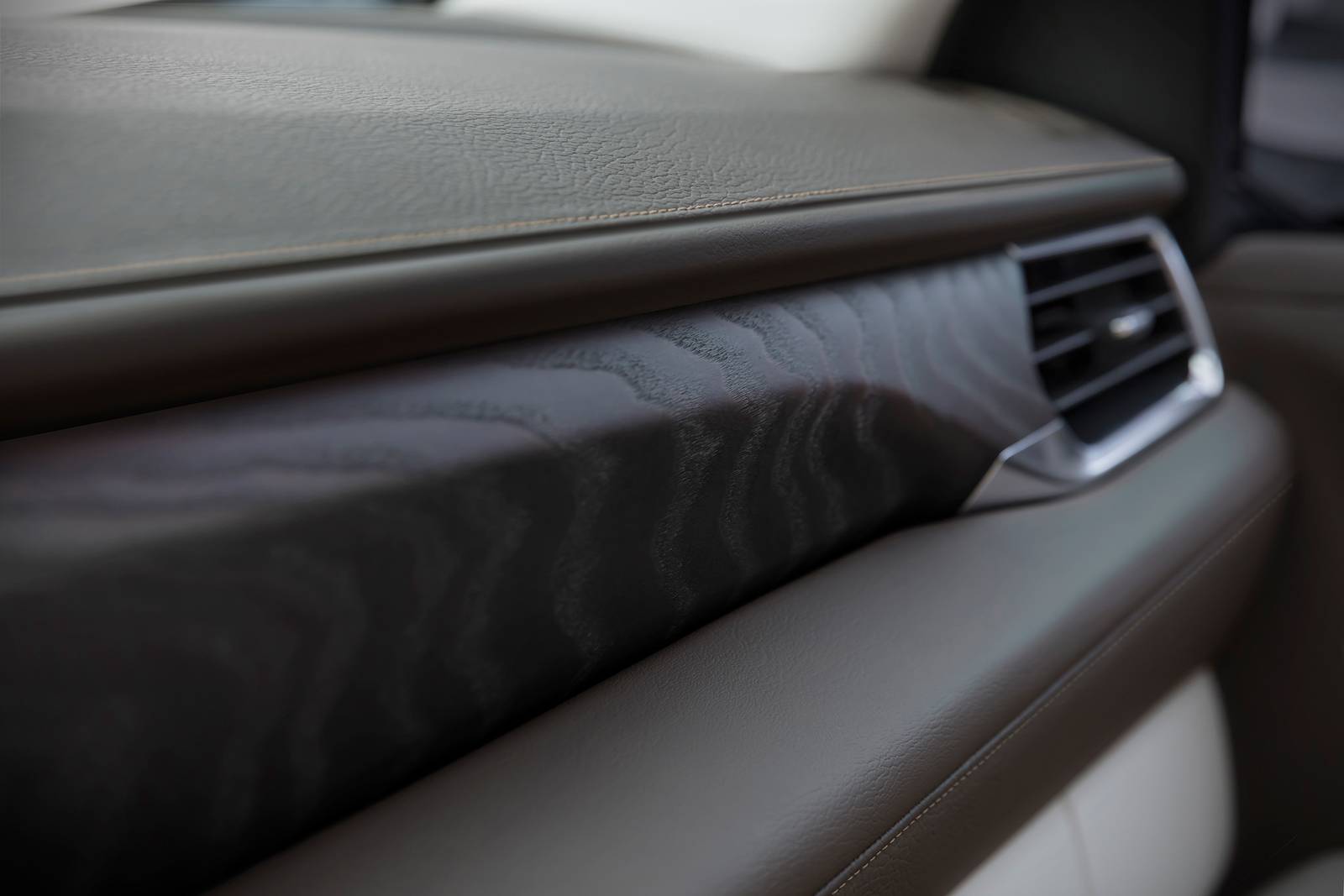 2023 Gmc Yukon interior DETAIL