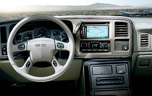 2005 GMC Yukon interior I