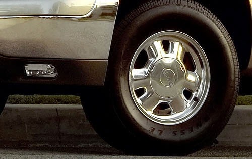 2005 GMC Yukon exterior W