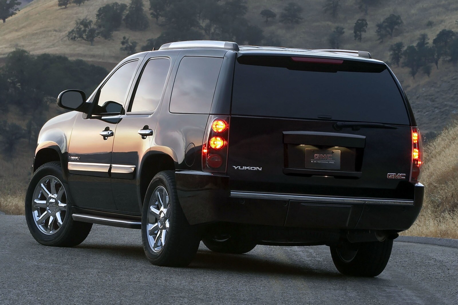 2013 GMC Yukon Denali 4dr SUV Exterior