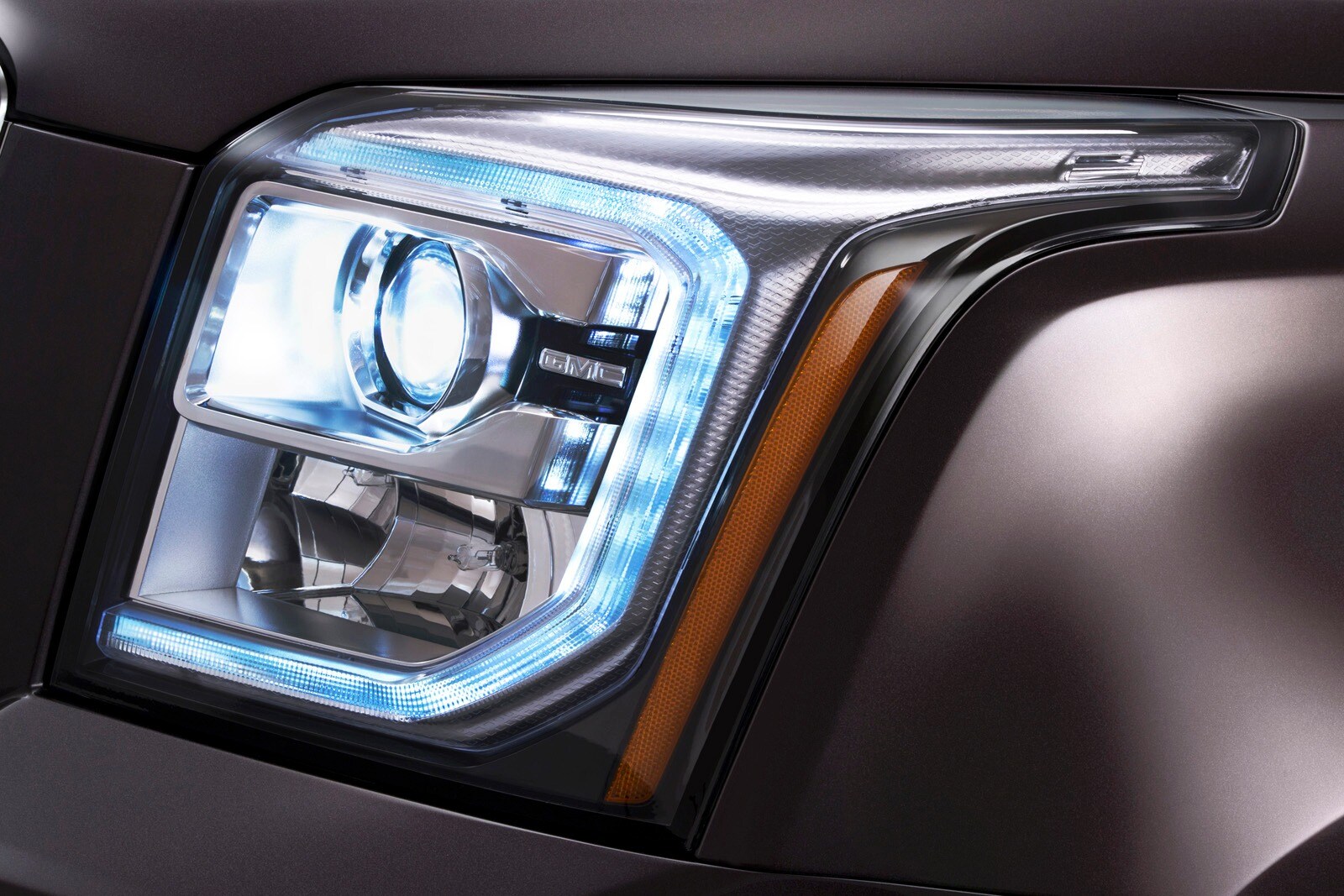 2017 GMC Yukon exterior EDETAIL