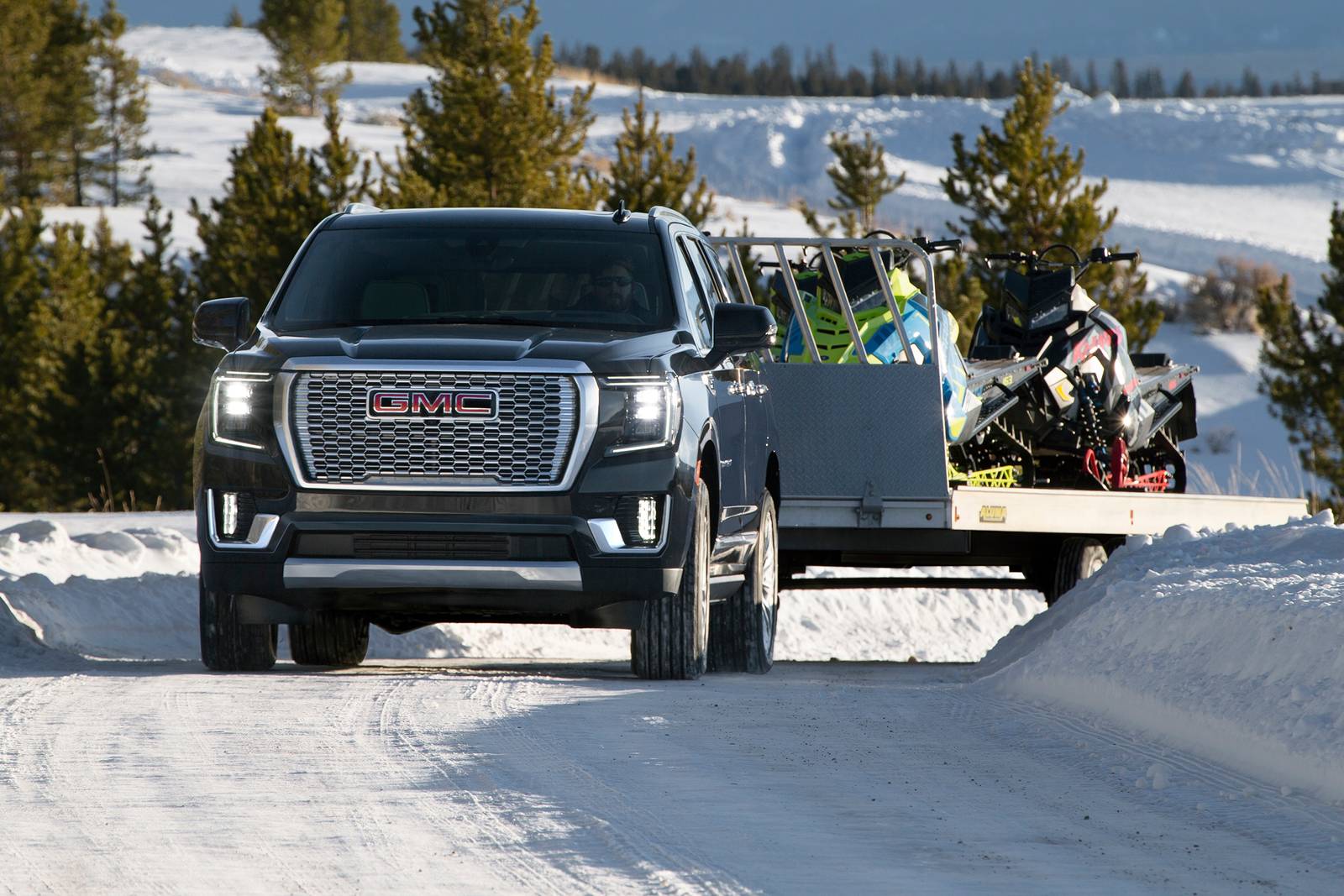 2022 Gmc Yukon exterior LIFE1