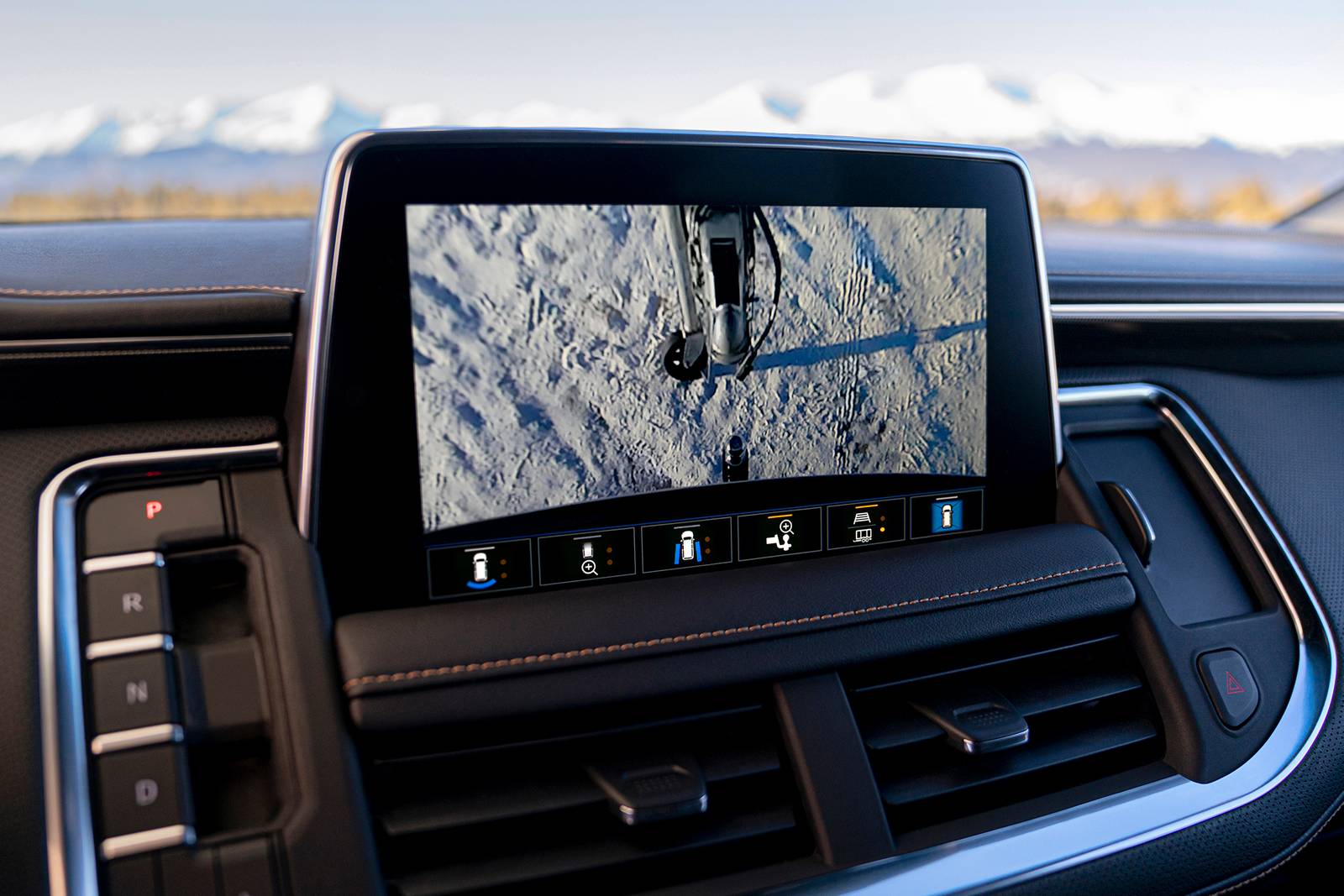 2023 GMC Yukon front safety CC