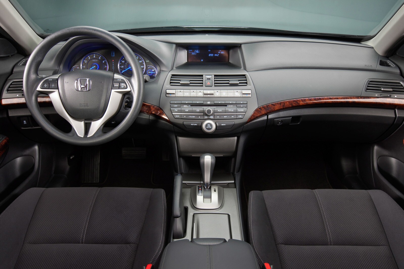 2010 Honda Accord front safety D