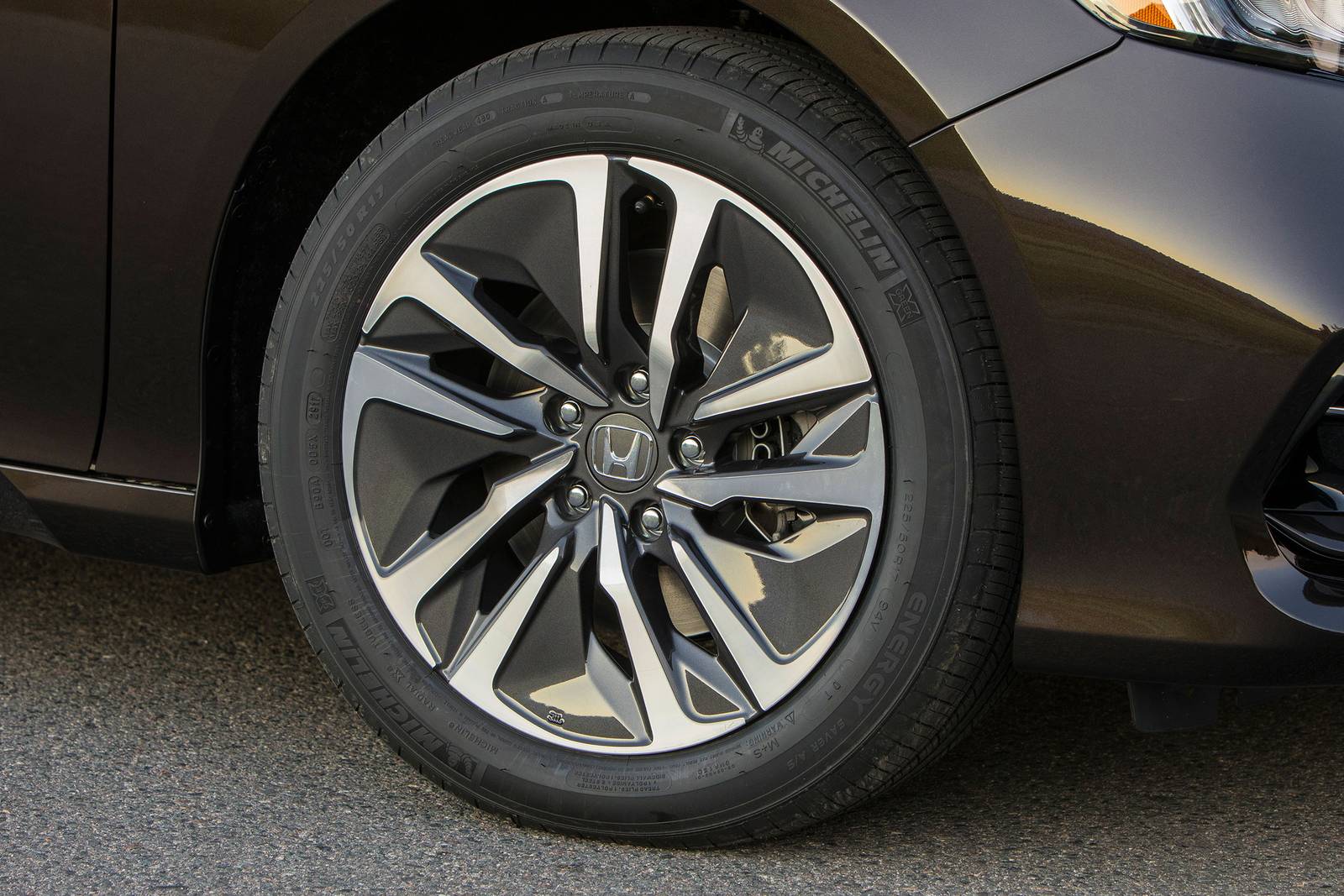 2018 Honda Accord exterior W