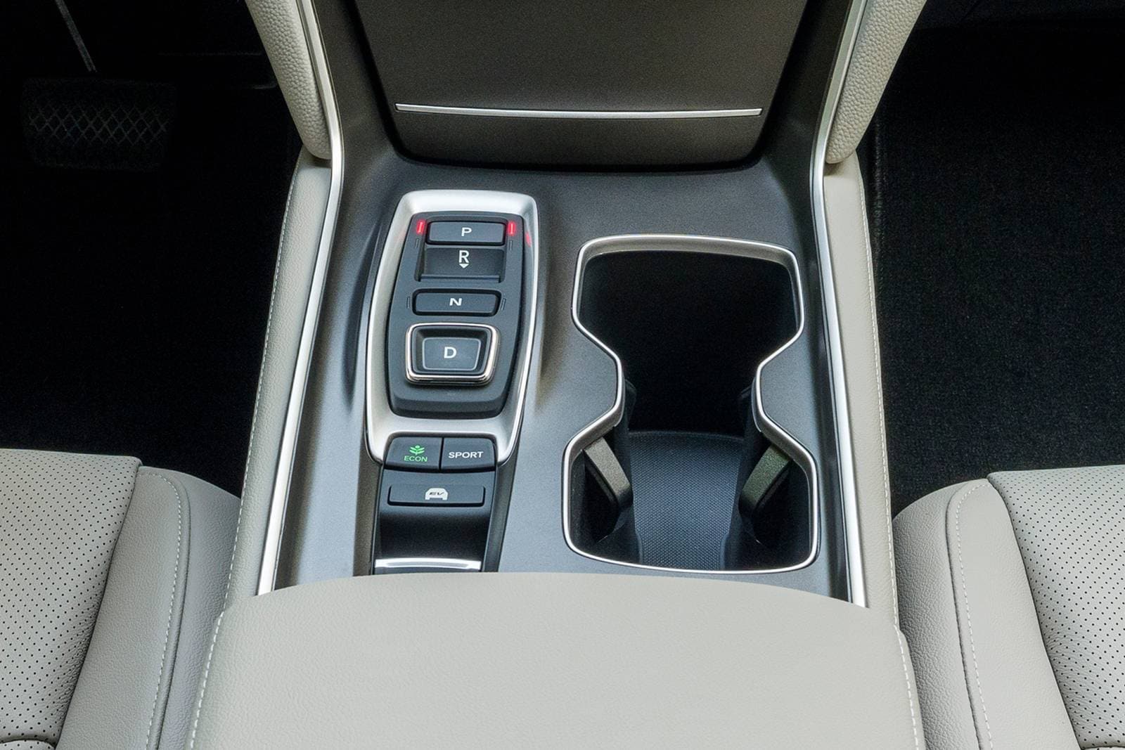 2021 Honda Accord interior SHF