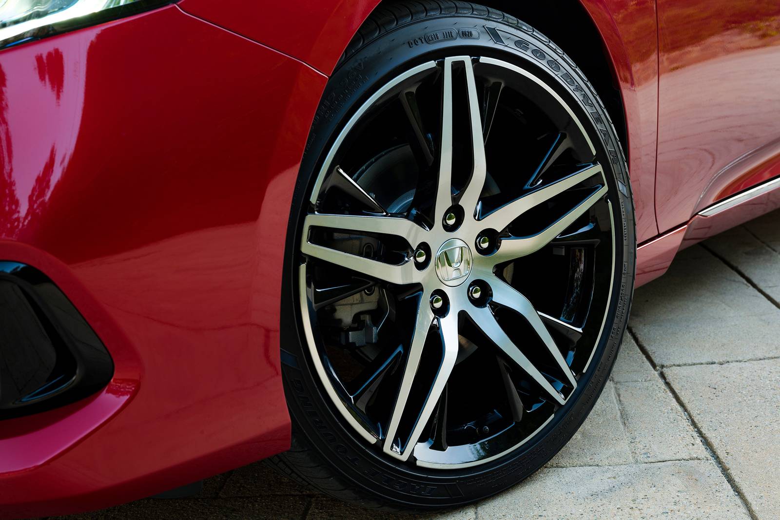 2021 Honda Accord exterior W