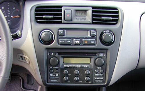 2000 Honda Accord interior CC