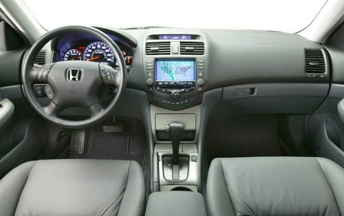 2005 Honda Accord interior I