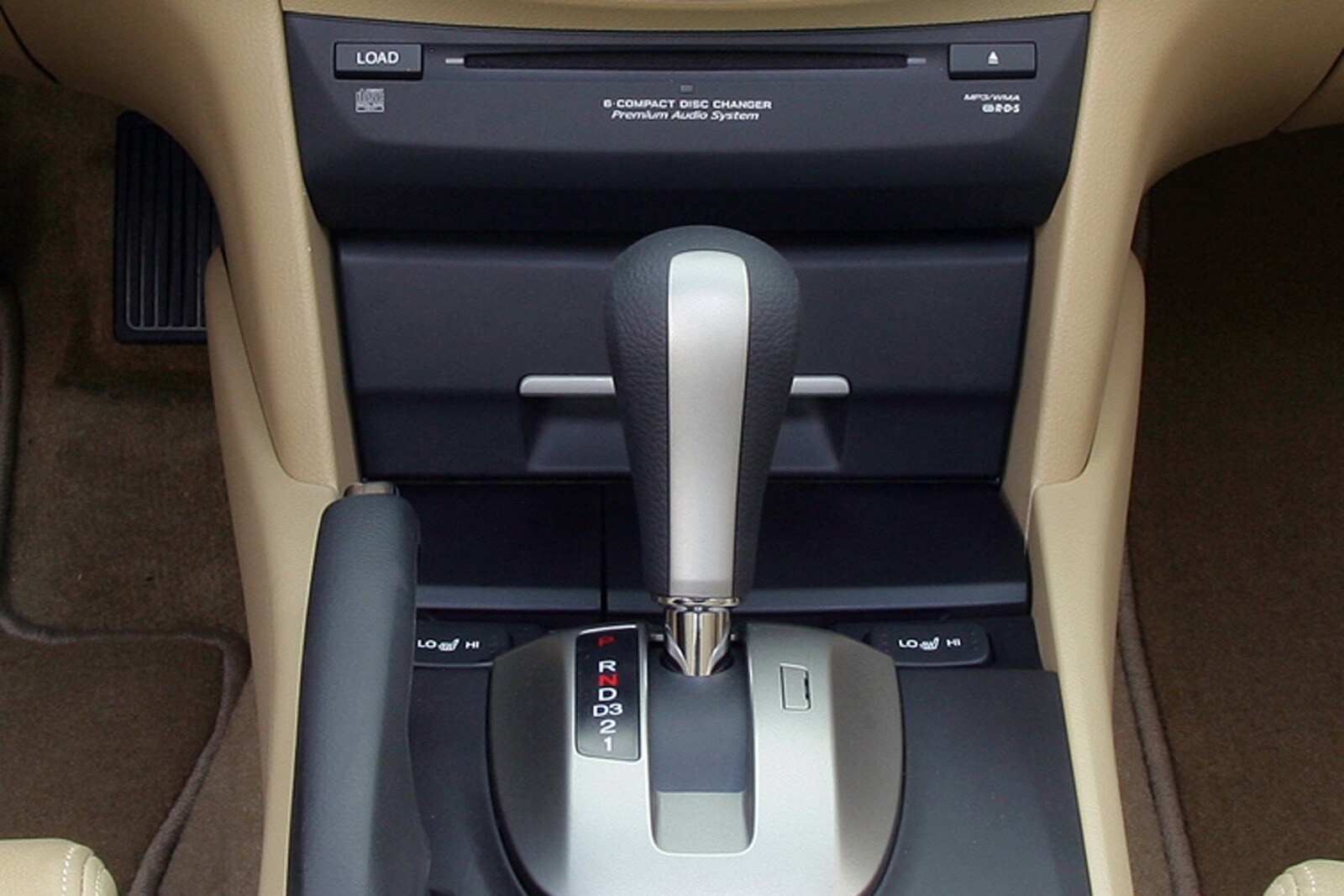 2008 Honda Accord interior SHF