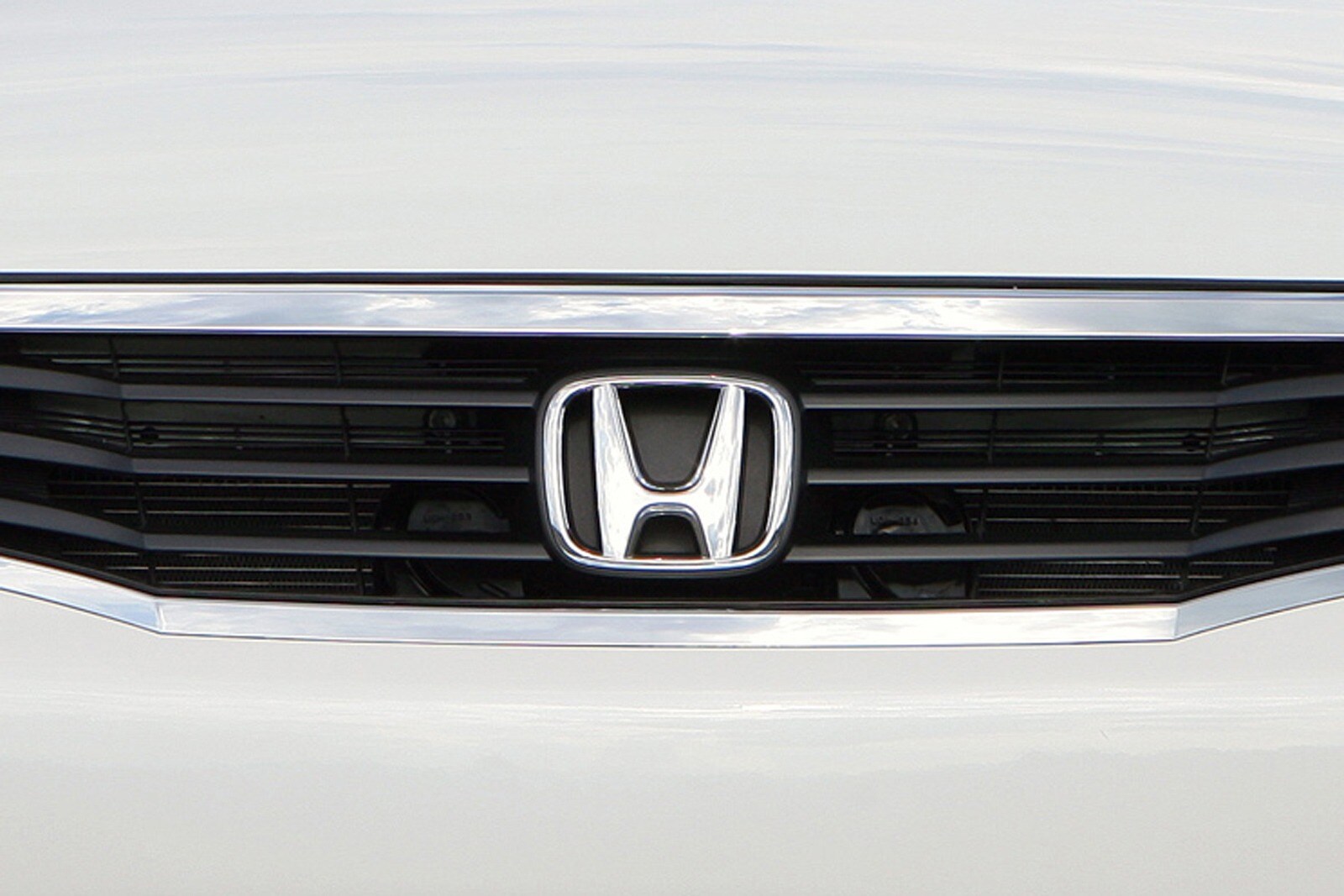2008 Honda Accord exterior FBDG