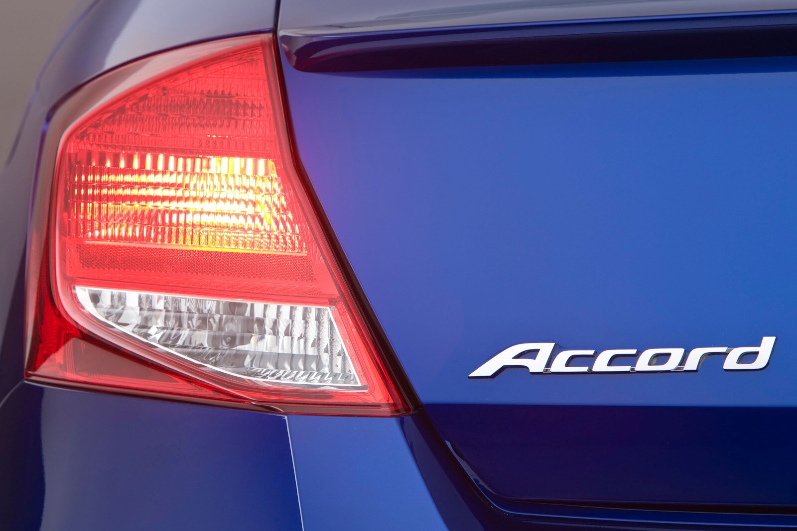 2012 Honda Accord exterior RBDG