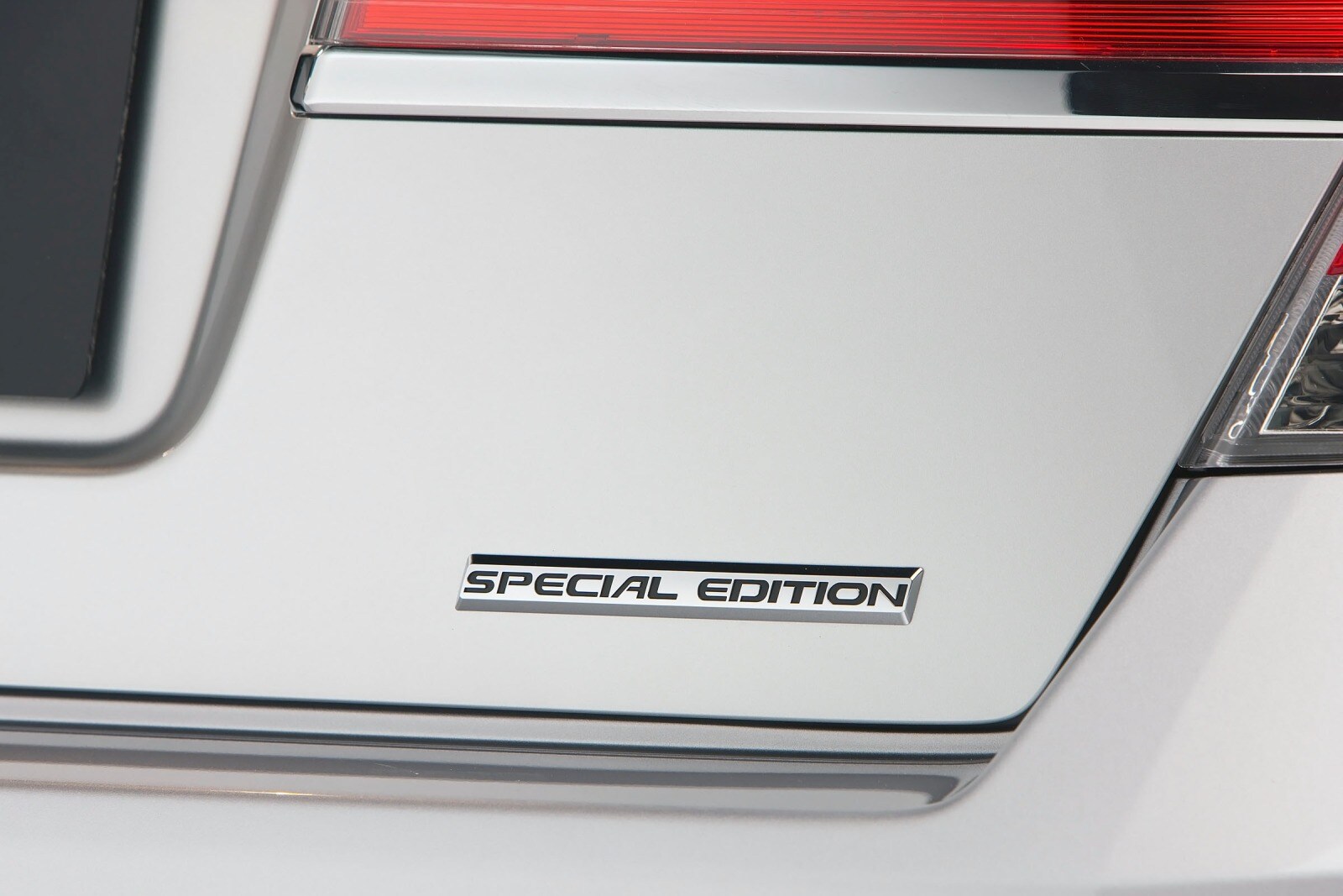 2012 Honda Accord exterior RBDG