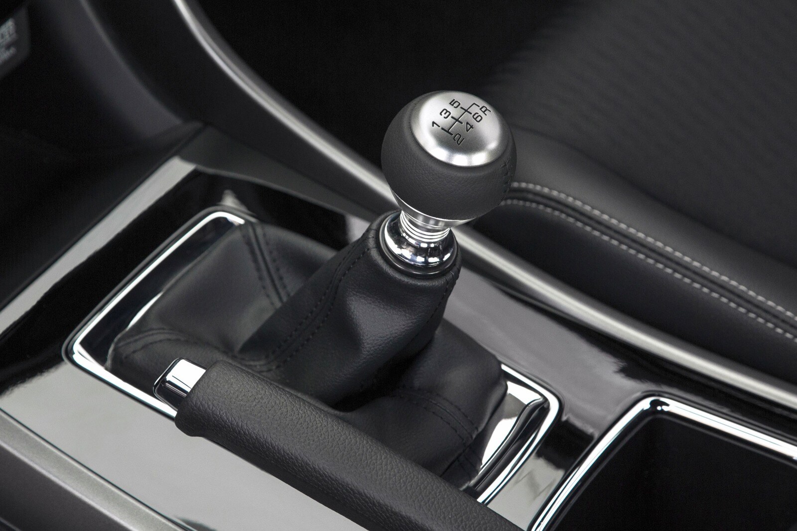 2016 Honda Accord interior SHF