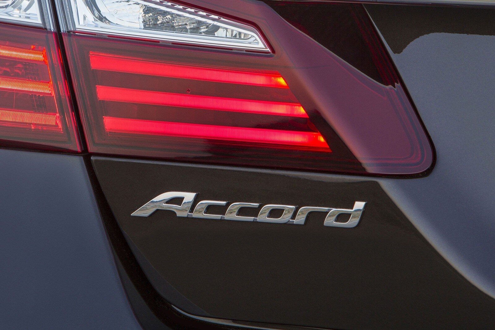 2016 Honda Accord exterior RBDG