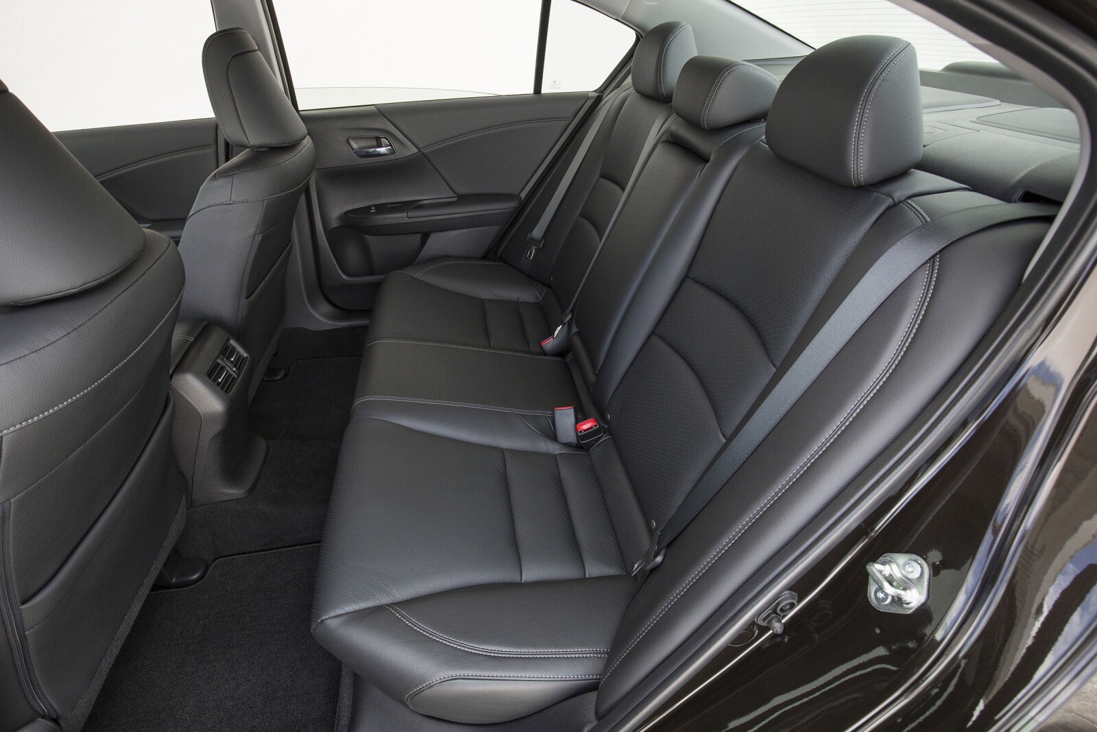 2016 Honda Accord interior RI