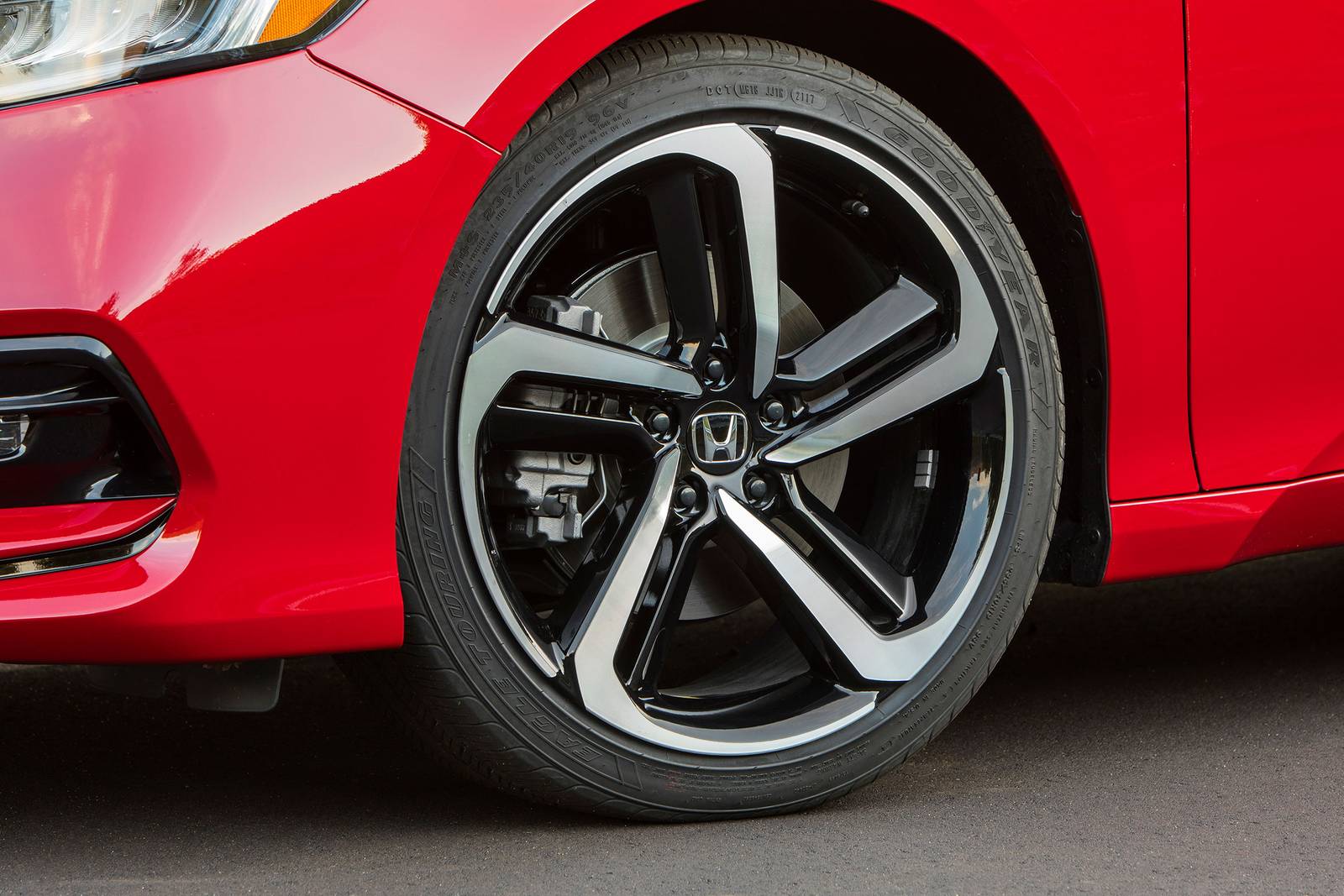 2018 Honda Accord exterior W