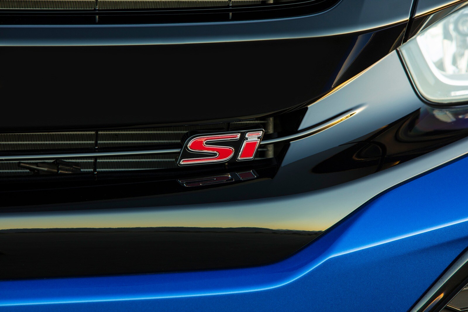 2018 Honda Civic exterior FBDG