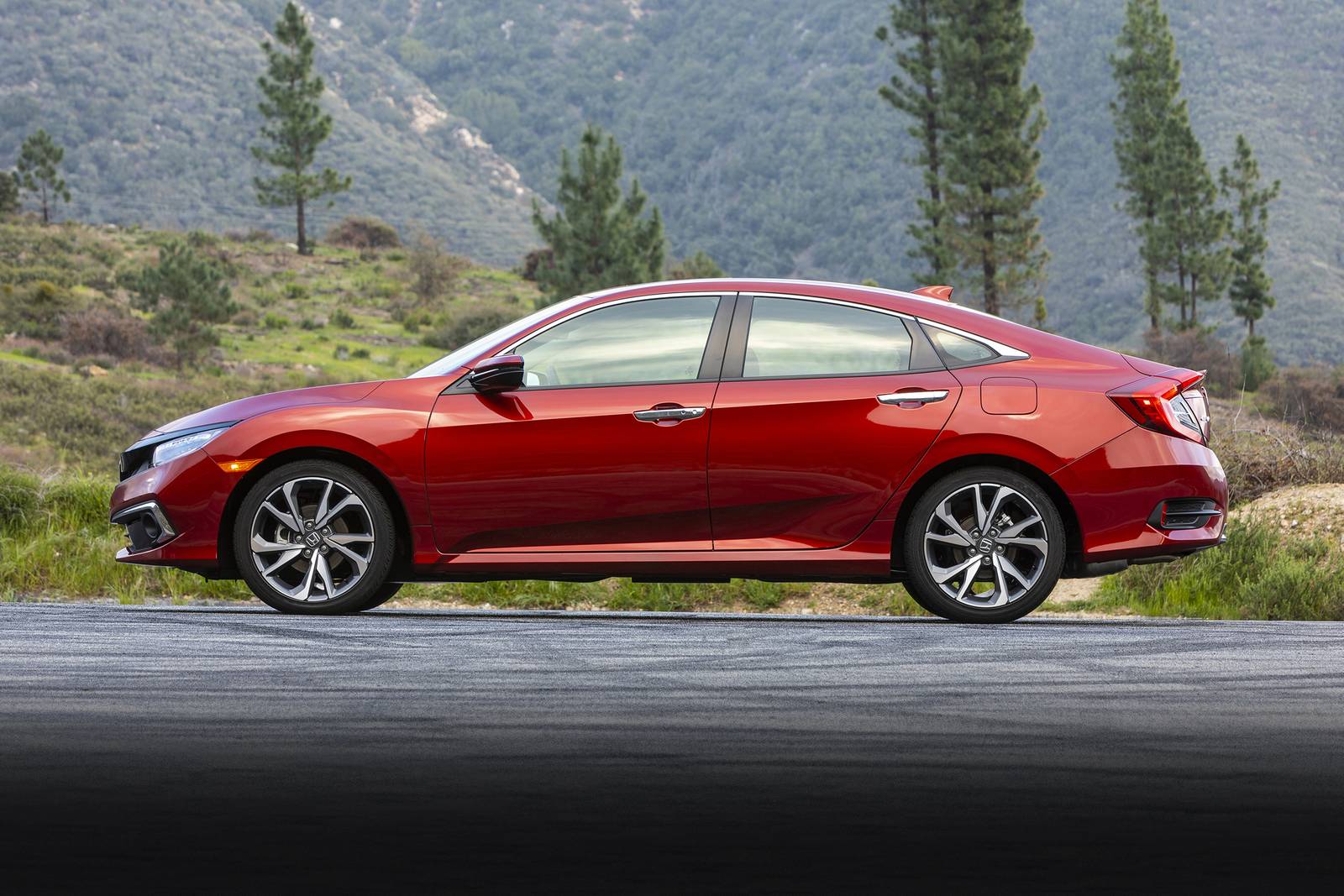 2019 Honda Civic — OEM photo 3
