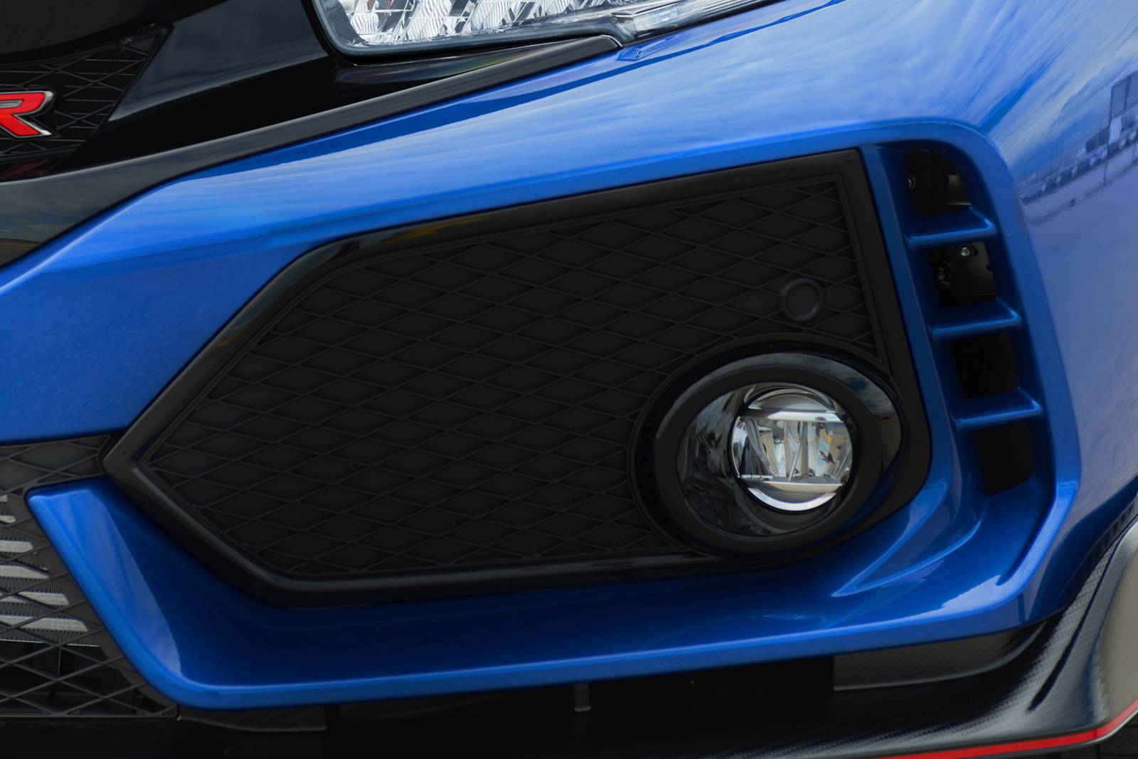 2019 Honda Civic exterior FOG