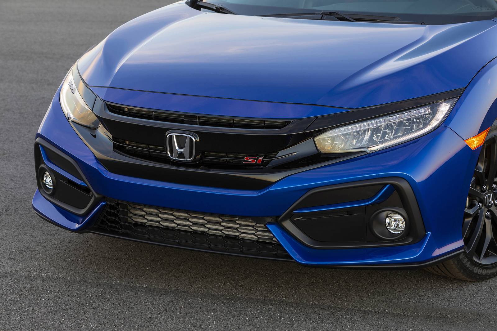 2020 Honda Civic exterior FBDG