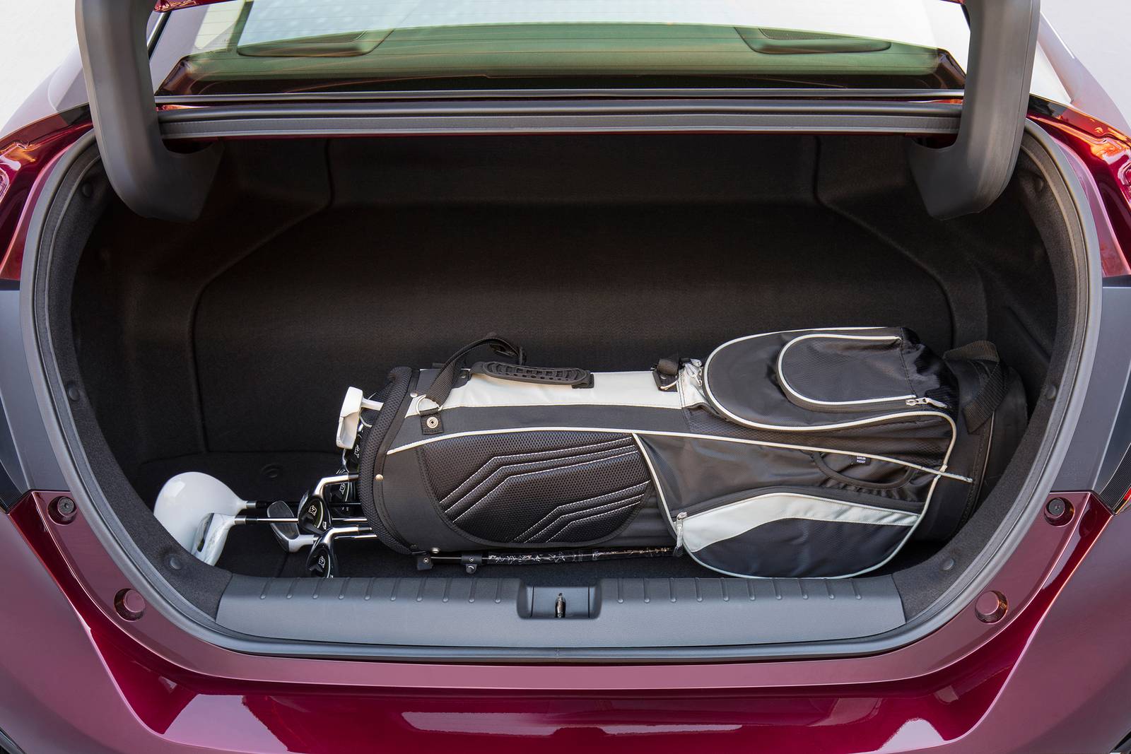 2017 Honda Clarity interior CARGO