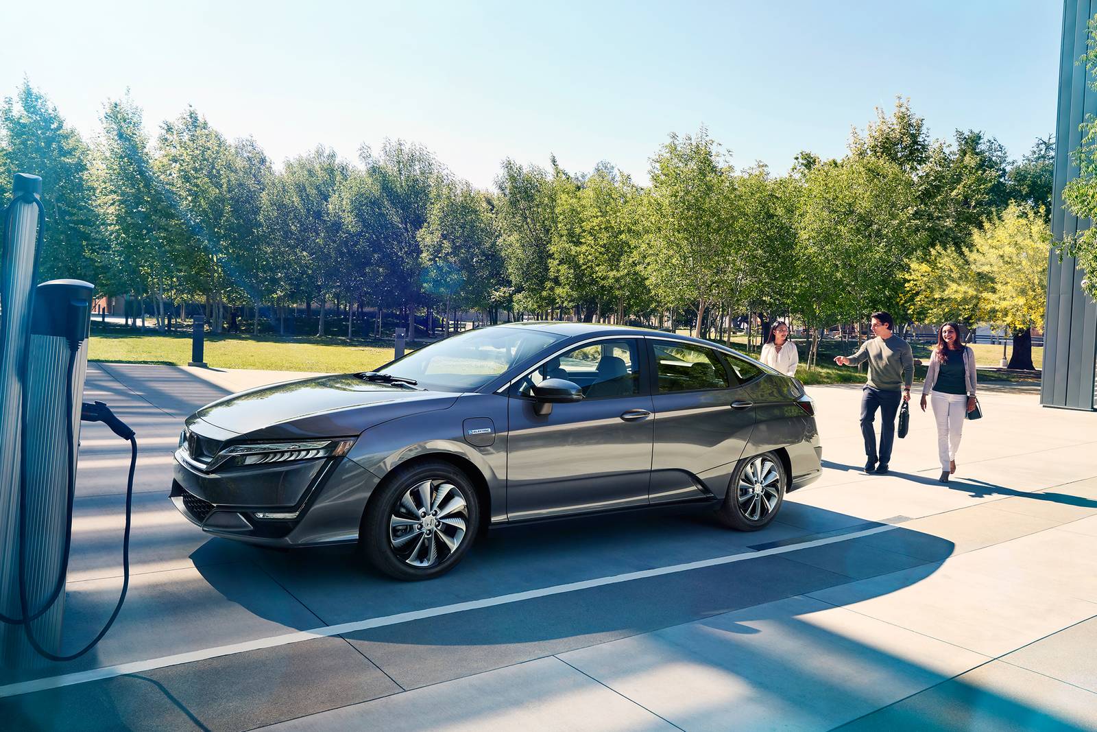 2018 Honda Clarity exterior LIFE1
