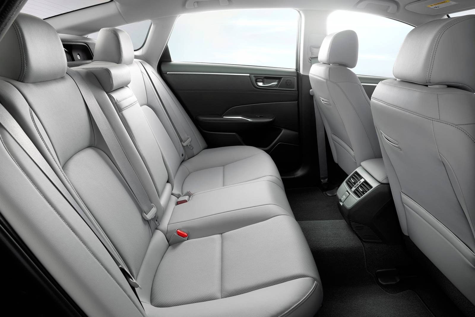 2018 Honda Clarity interior RI